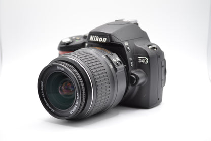 [refurbished]Nikon D40 6.1 Megapixels Digital SLR Camera