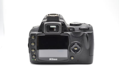 [refurbished]Nikon D40 6.1 Megapixels Digital SLR Camera