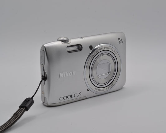[refurbished]Nikon Coolpix S3600 | 20.1 Megapixels Digital Camera