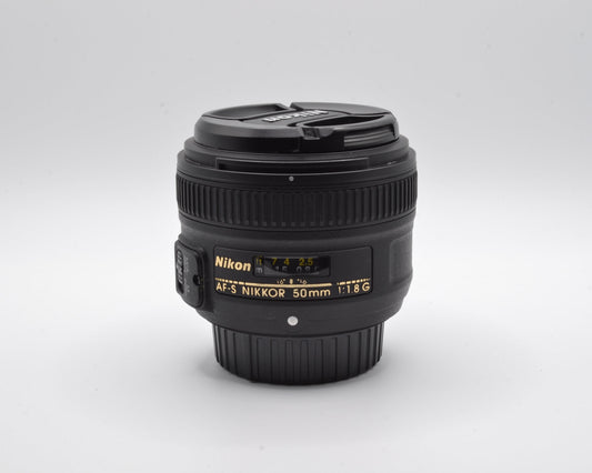 Nikon 50mm AF-S f/1.8G Nikkor Lens