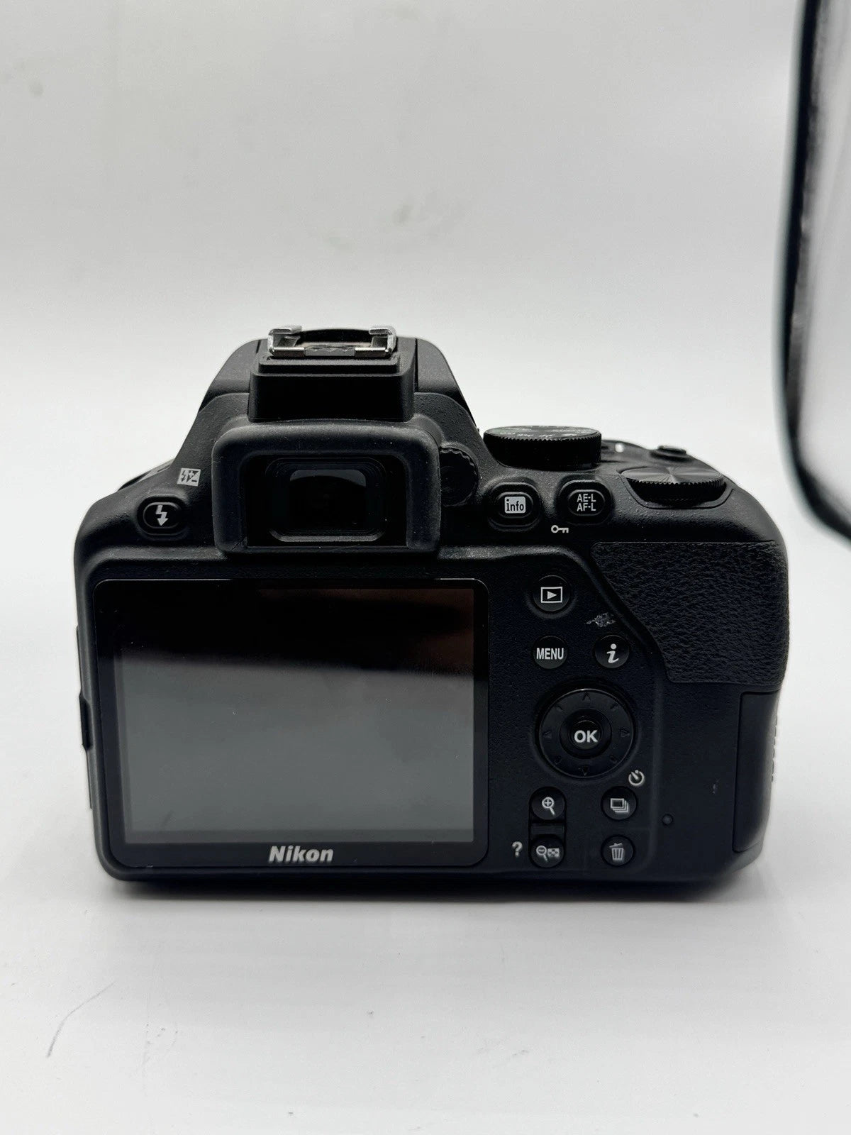 [refurbished]Nikon D3500 24.2 Megapixels Digital SLR Camera